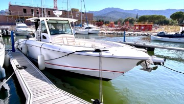 BOSTON WHALER - 370 OUTRAGE à vendre