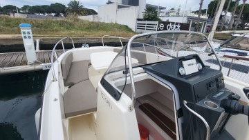 QUICKSILVER - ACTIVE 755 Open à vendre