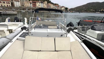 BENETEAU - FLYER 7.7 SUNDECK à vendre