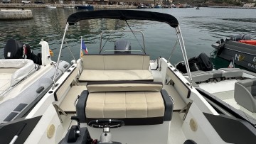 BENETEAU - FLYER 7.7 SUNDECK à vendre