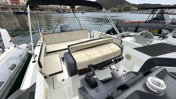 BENETEAU - FLYER 7.7 SUNDECK à vendre