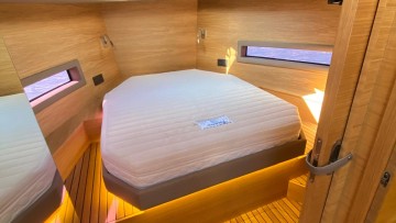 DE ANTONIO YACHTS - D33 CRUISER à vendre