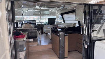 FERRETTI - 550 à vendre