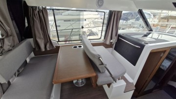 JEANNEAU - MERRY FISHER 10.95 à vendre