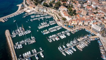 PLACE DE PORT - PLACE DE PORT SANARY SUR MER à vendre