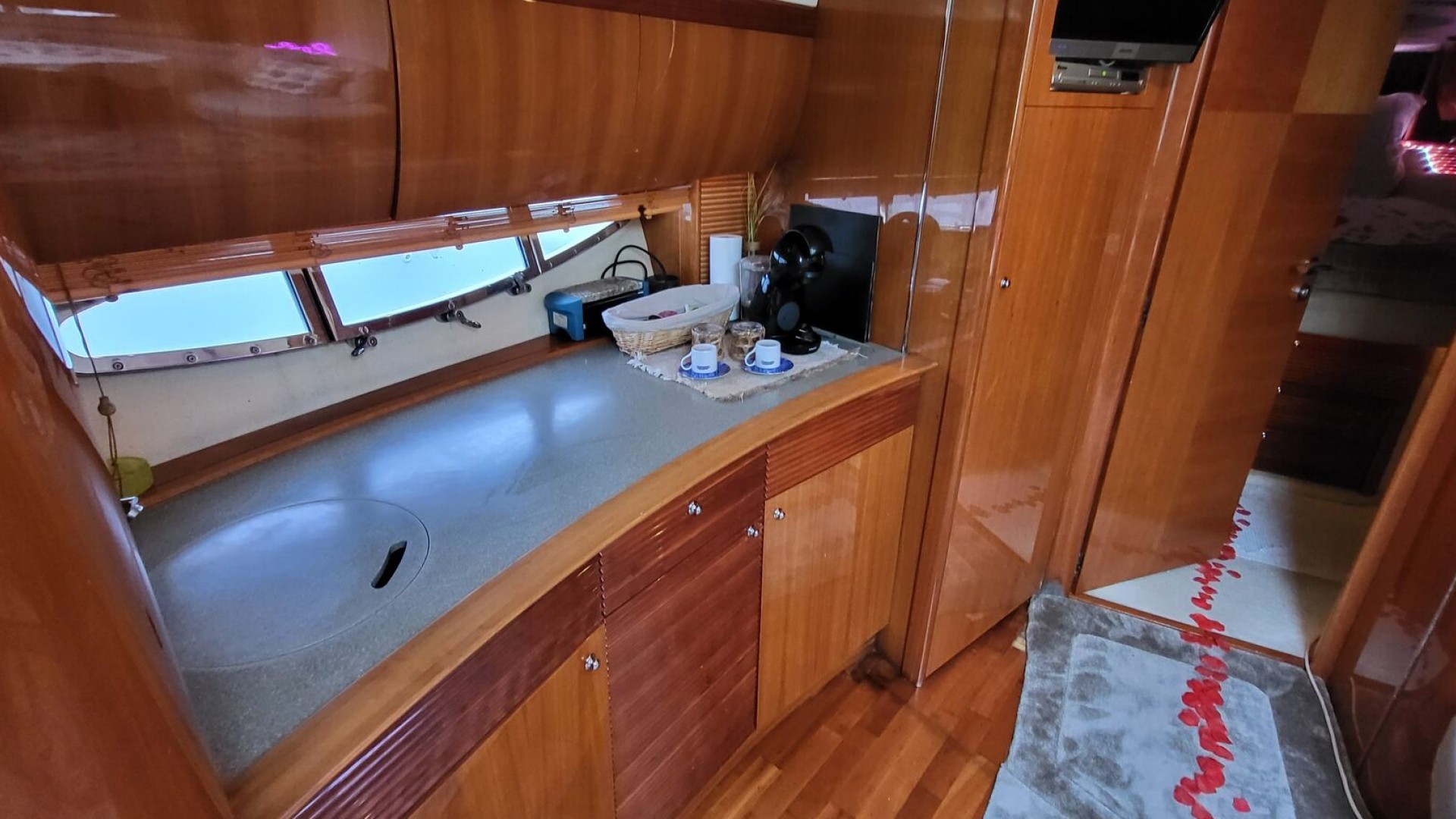 ATLANTIS - 42 à vendre