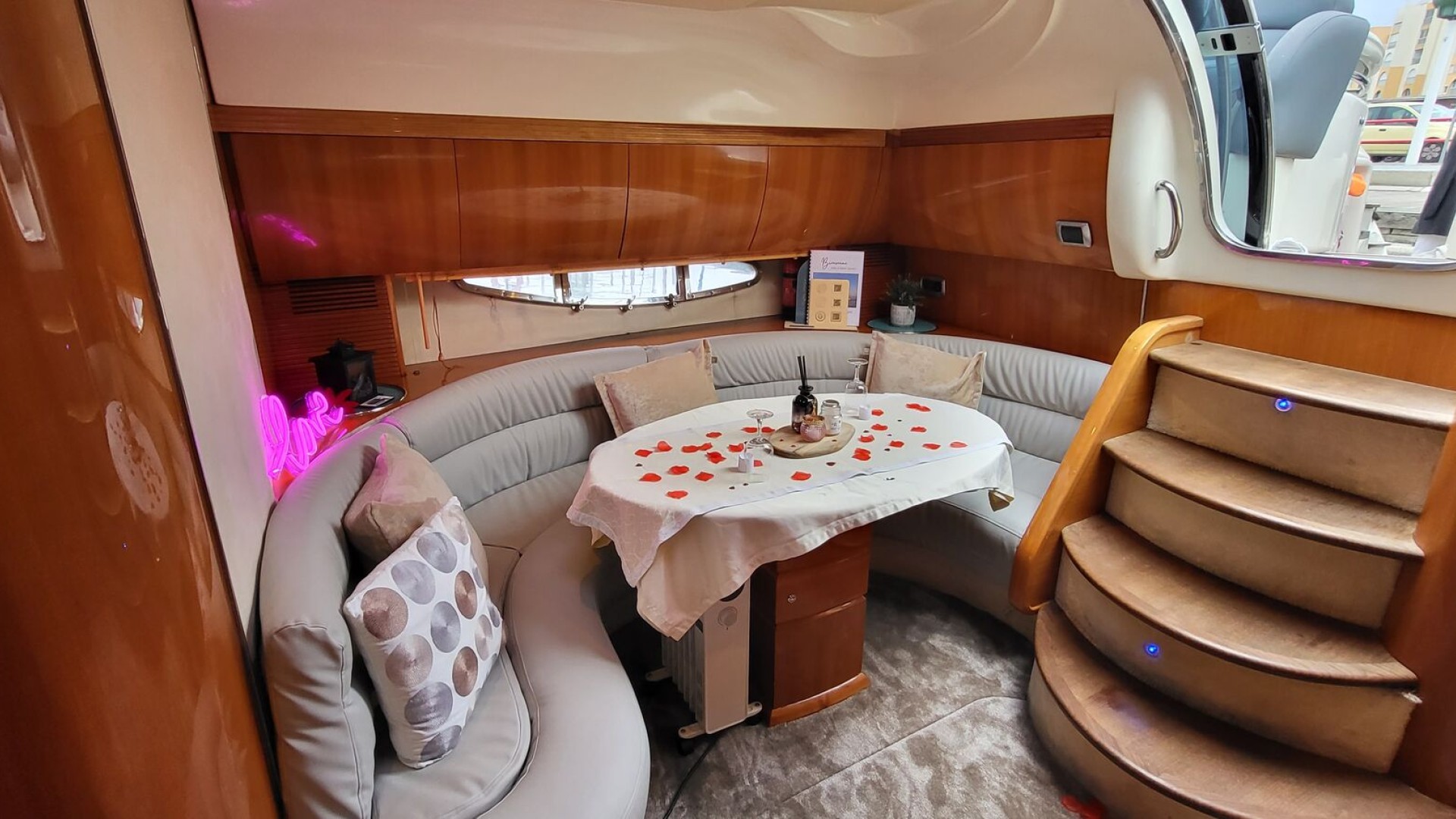 ATLANTIS - 42 à vendre