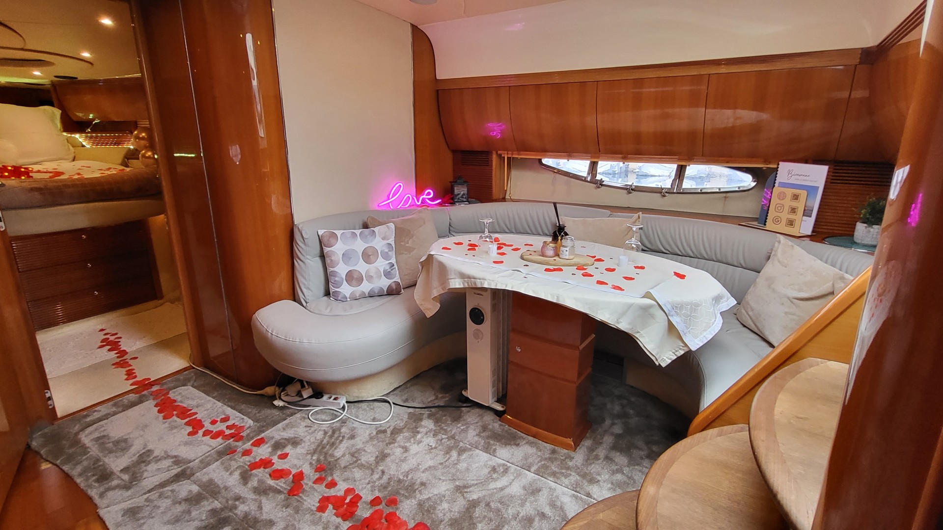 ATLANTIS - 42 à vendre