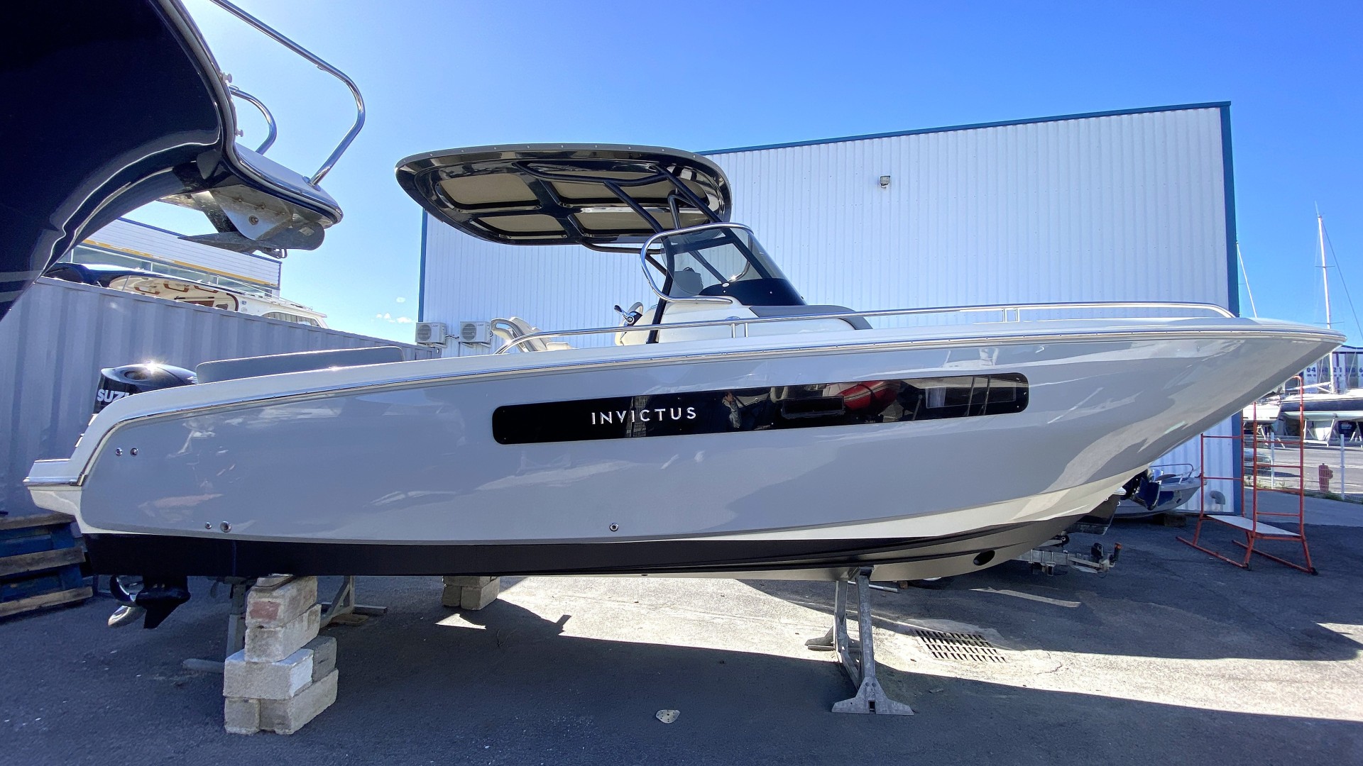 INVICTUS - 270 CX à vendre