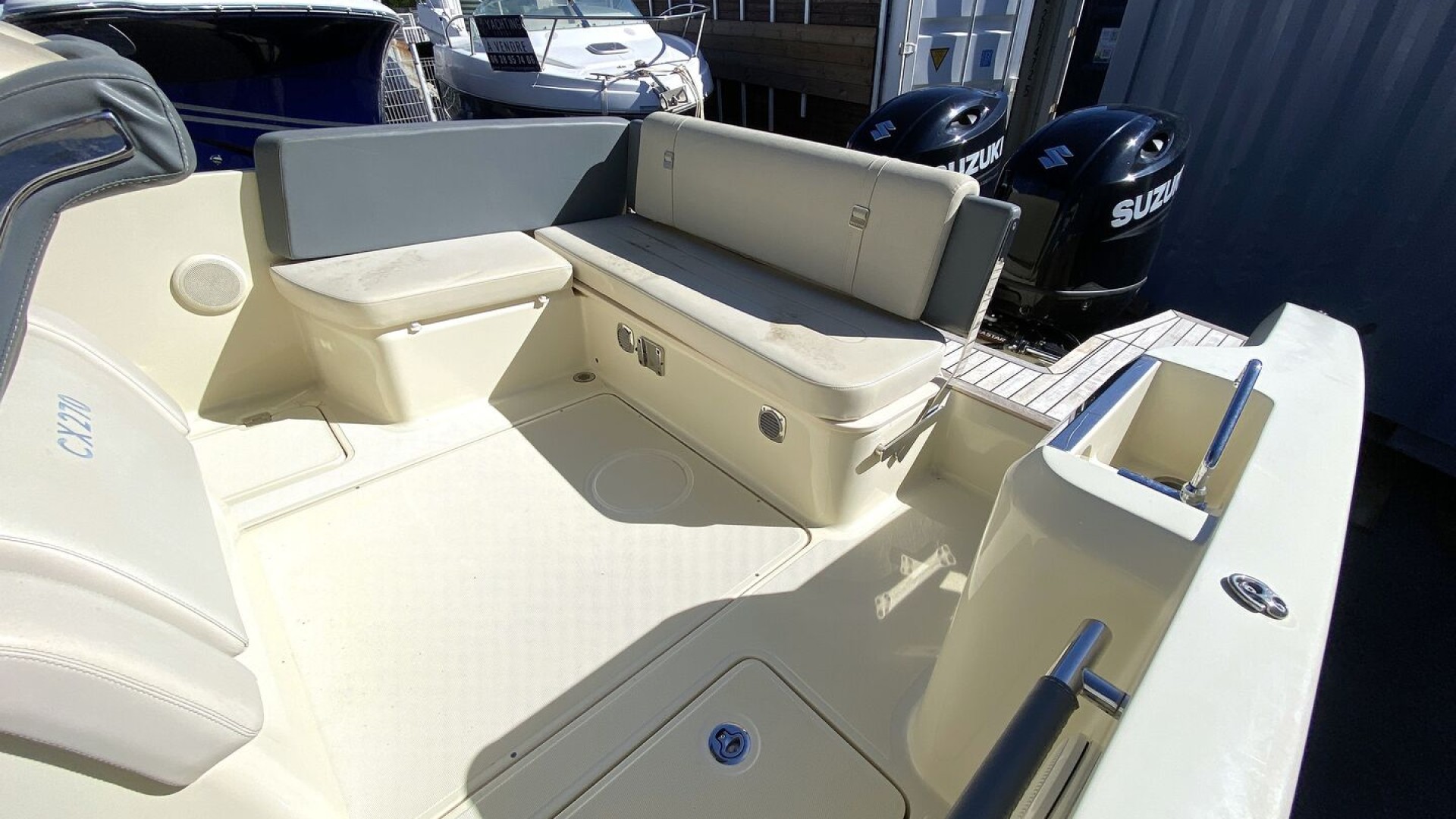 INVICTUS - 270 CX à vendre