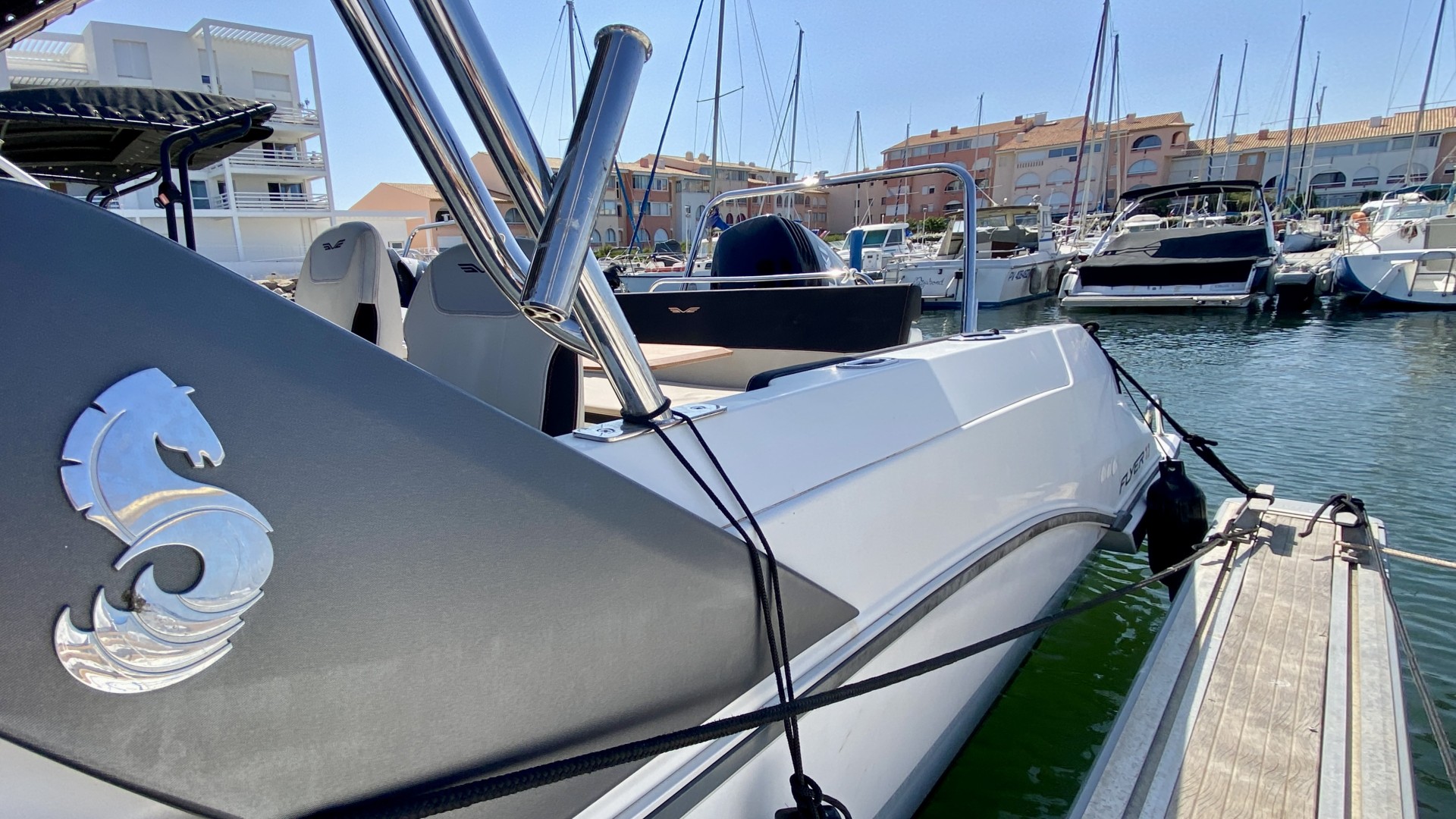 BENETEAU - FLYER 7.7 SUNDECK à vendre