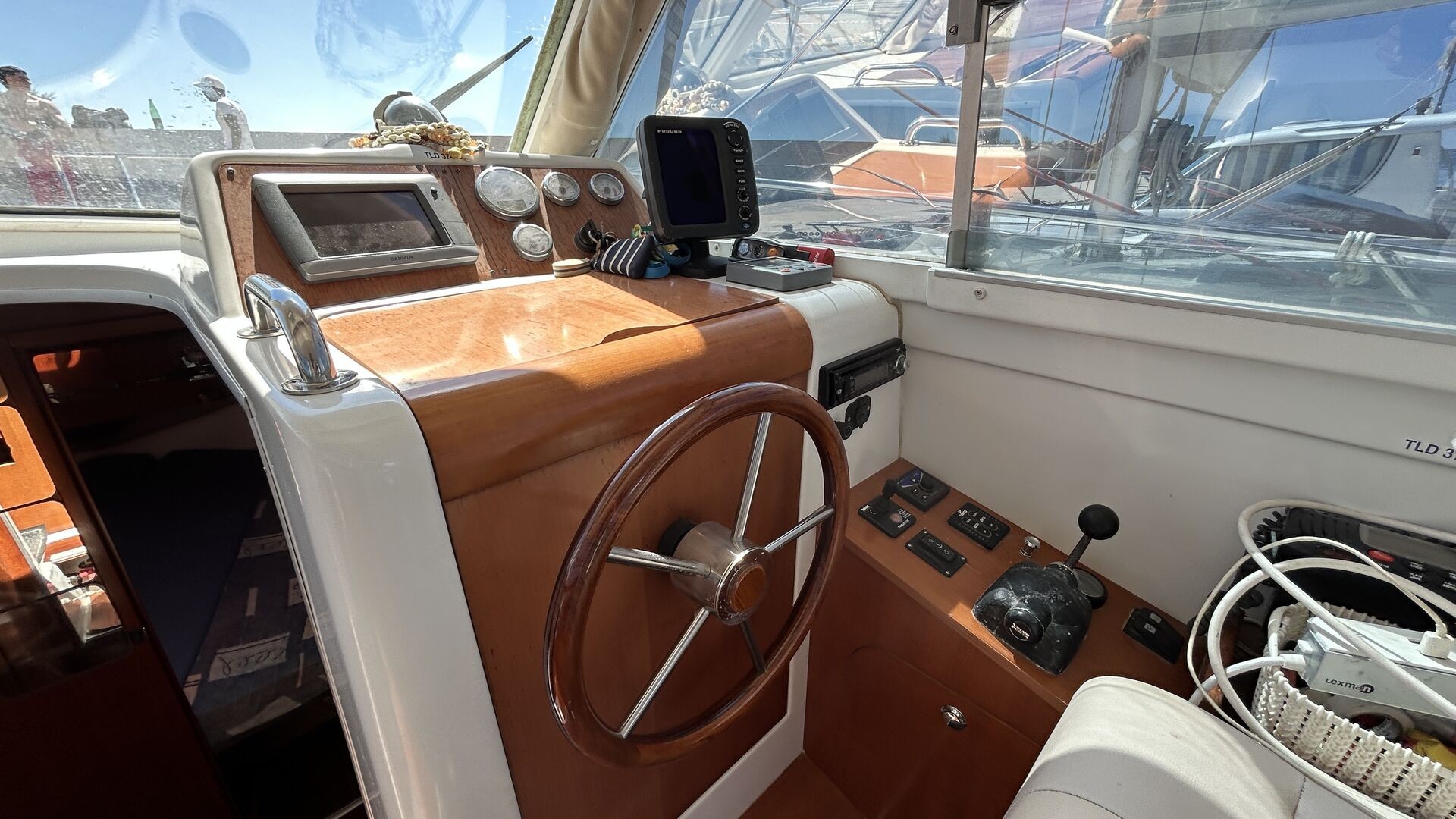BENETEAU - ANTARES SERIE 9 à vendre