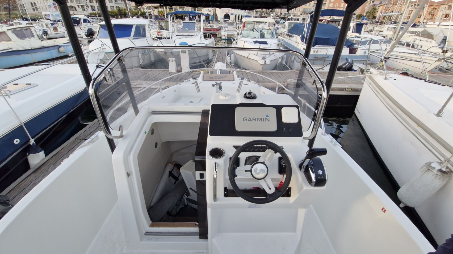 BENETEAU - FLYER 7 SUNDECK à vendre