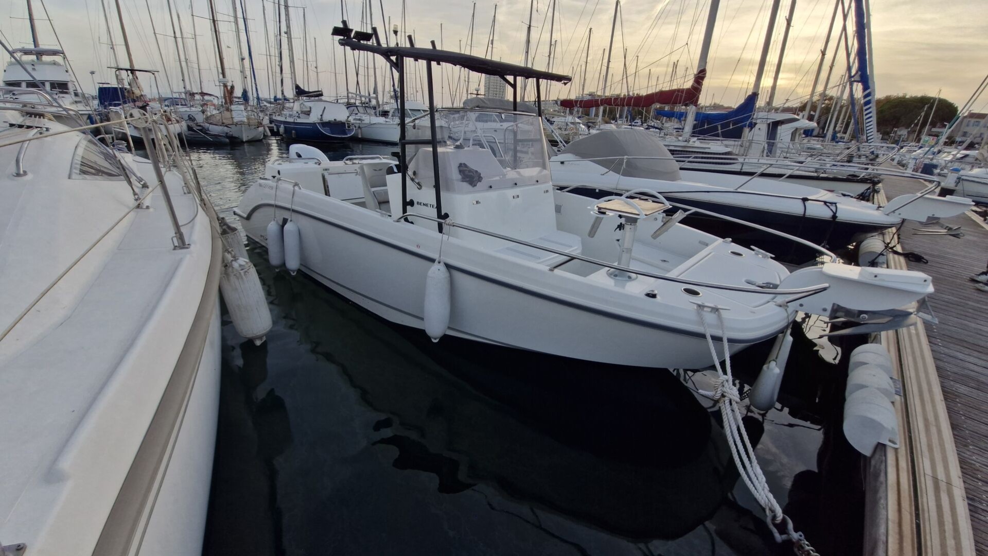 BENETEAU - FLYER 7 SUNDECK à vendre