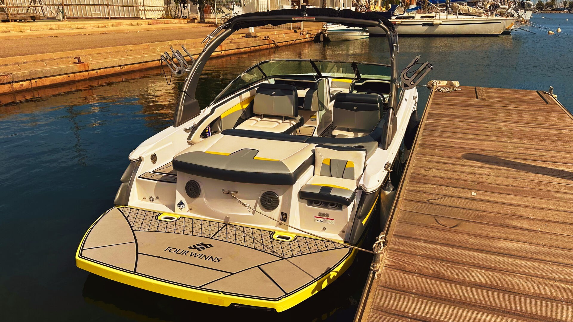 FOUR WINNS - TS 222 à vendre