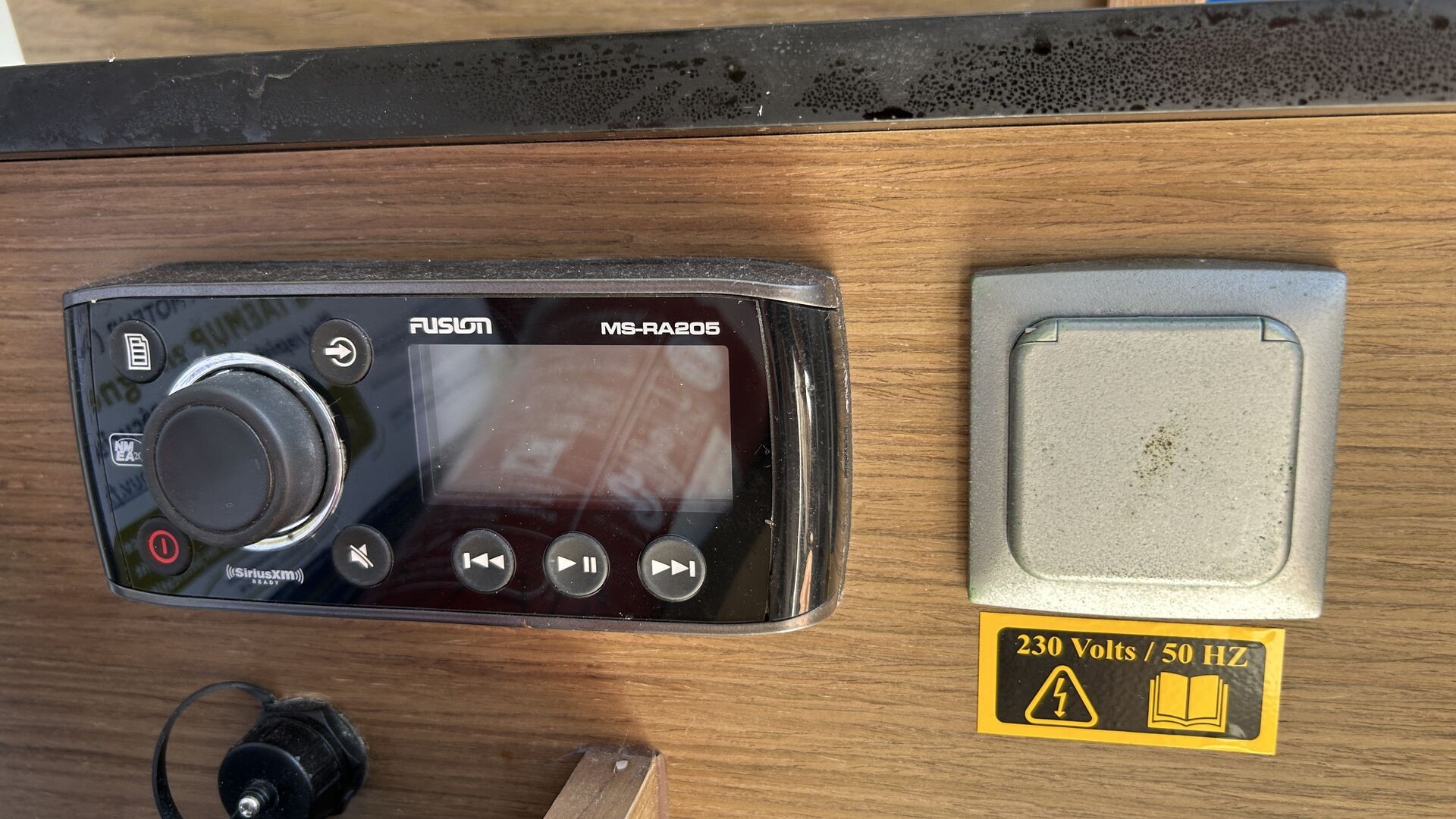 JEANNEAU - CAP CAMARAT 8.5 WA à vendre