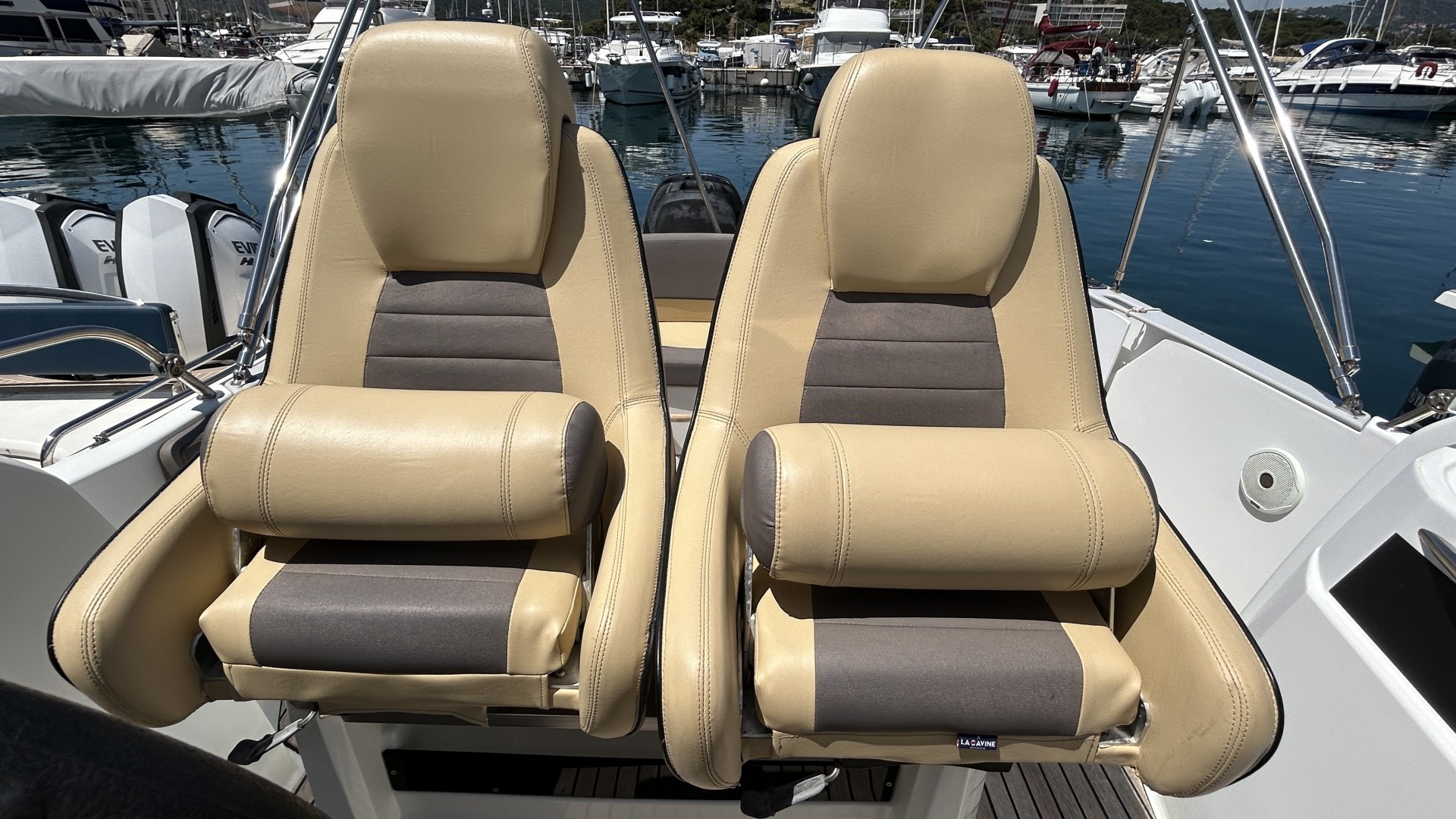 JEANNEAU - CAP CAMARAT 8.5 WA à vendre