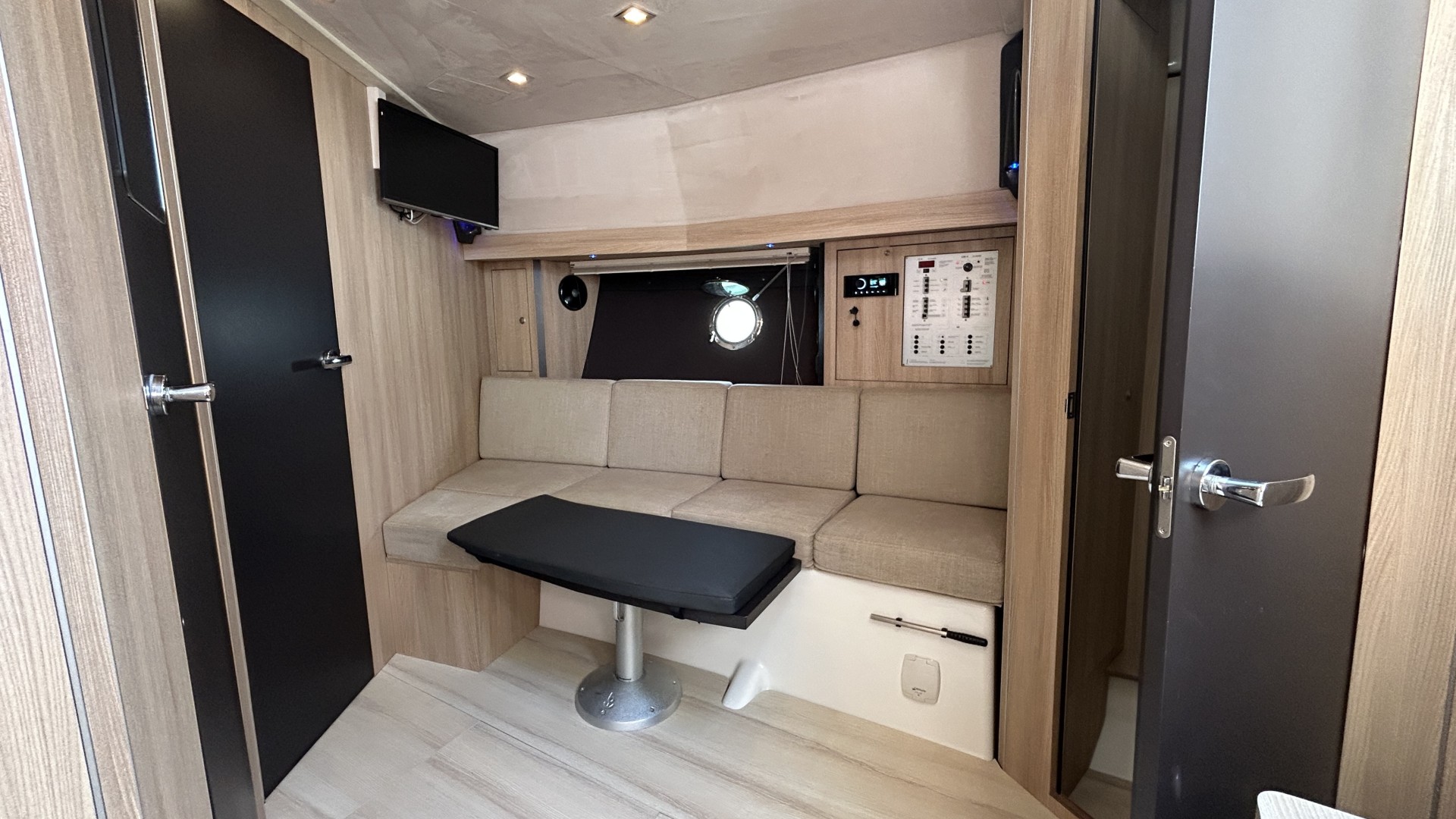 CRANCHI - M 38 HT à vendre