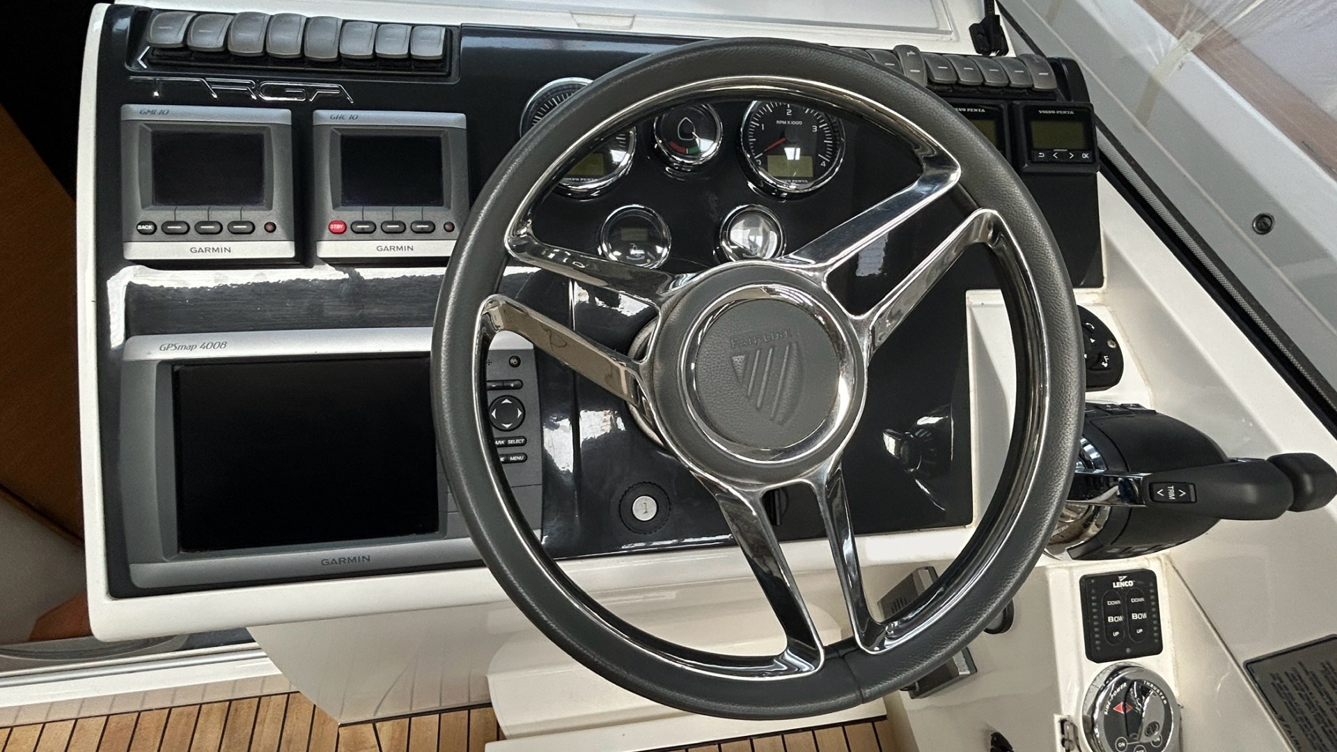 FAIRLINE - TARGA 38 à vendre