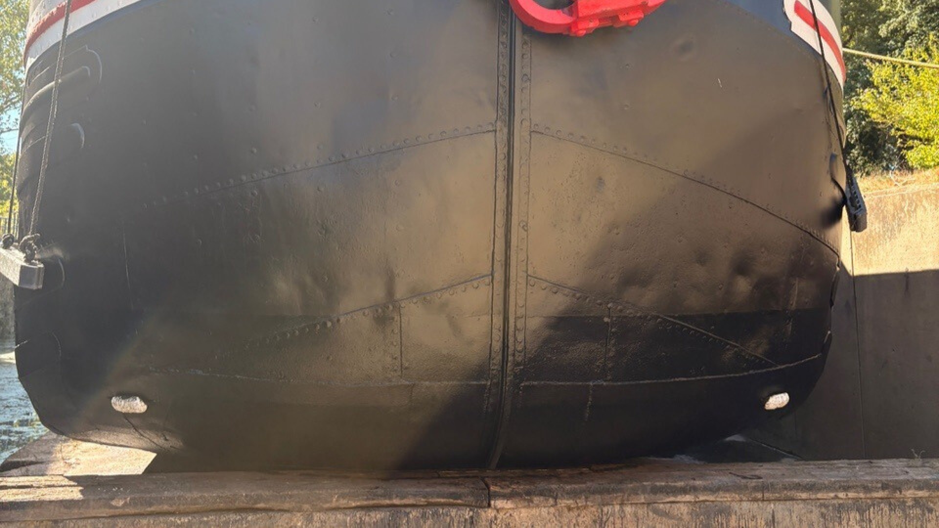 Chantier MICHAUT - Peniche 29.37m à vendre