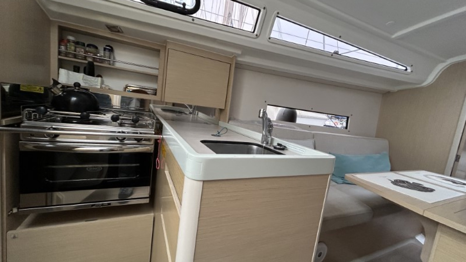 BENETEAU - OCEANIS 30.1 à vendre