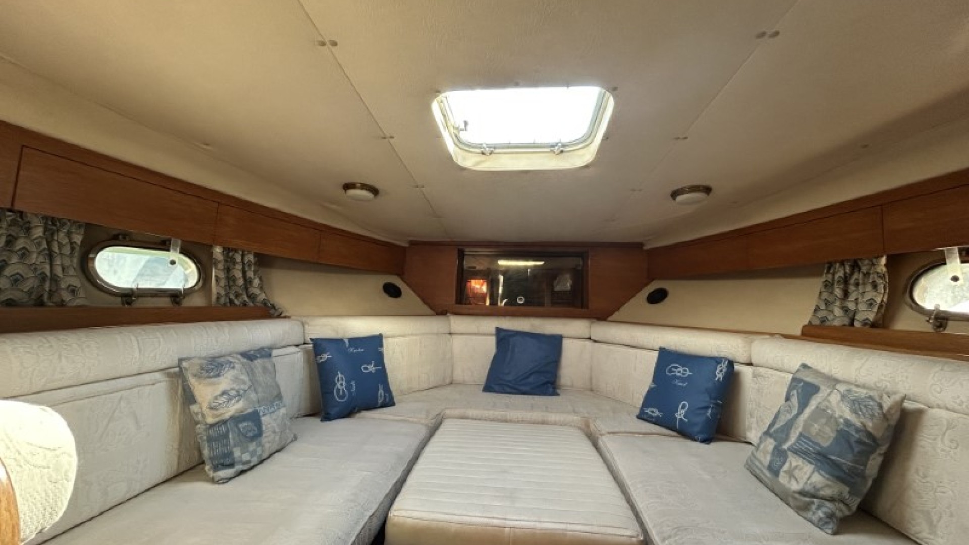 PRINCESS - 286 à vendre