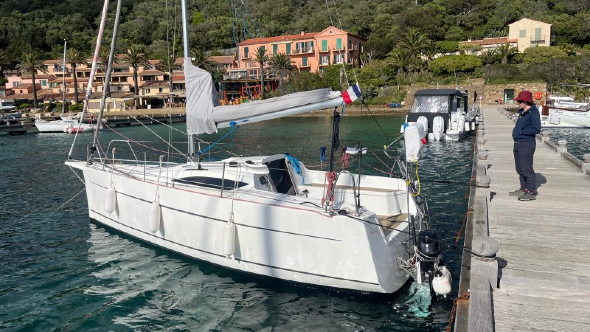 STOCZNIA JACHTOWA NAVIKOM - VIKO 21 S à vendre