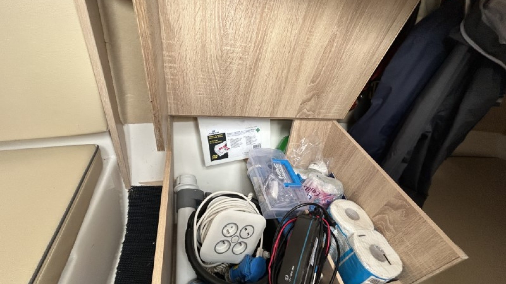 STOCZNIA JACHTOWA NAVIKOM - VIKO 21 S à vendre