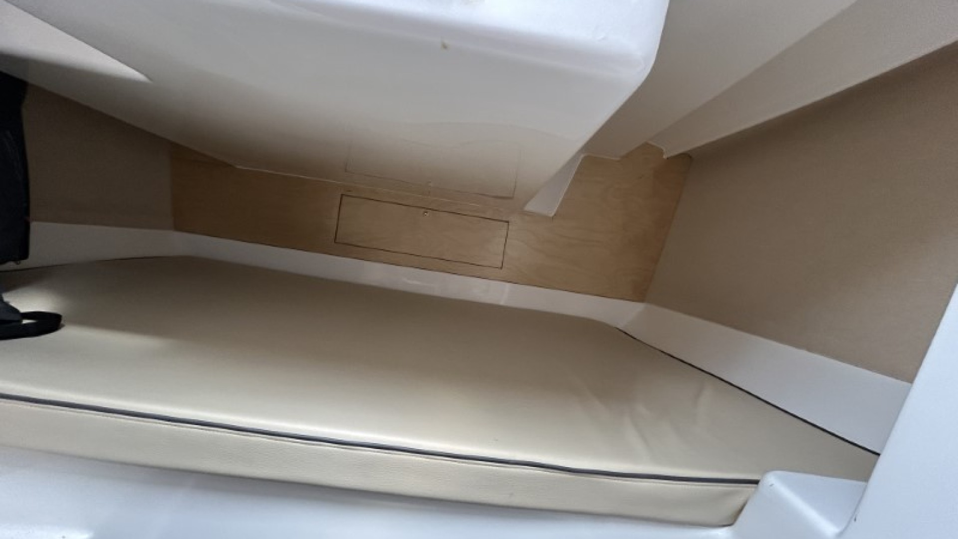 STOCZNIA JACHTOWA NAVIKOM - VIKO 21 S à vendre