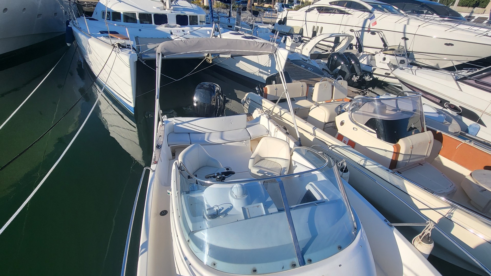 JEANNEAU - CAP CAMARAT 755 WA à vendre