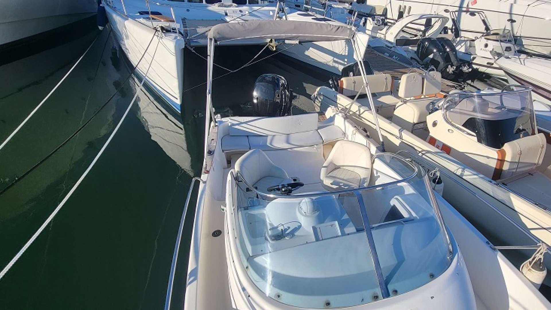 JEANNEAU - CAP CAMARAT 755 WA à vendre