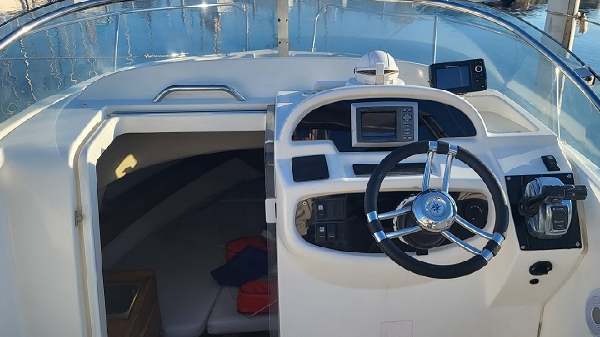 JEANNEAU - CAP CAMARAT 755 WA à vendre