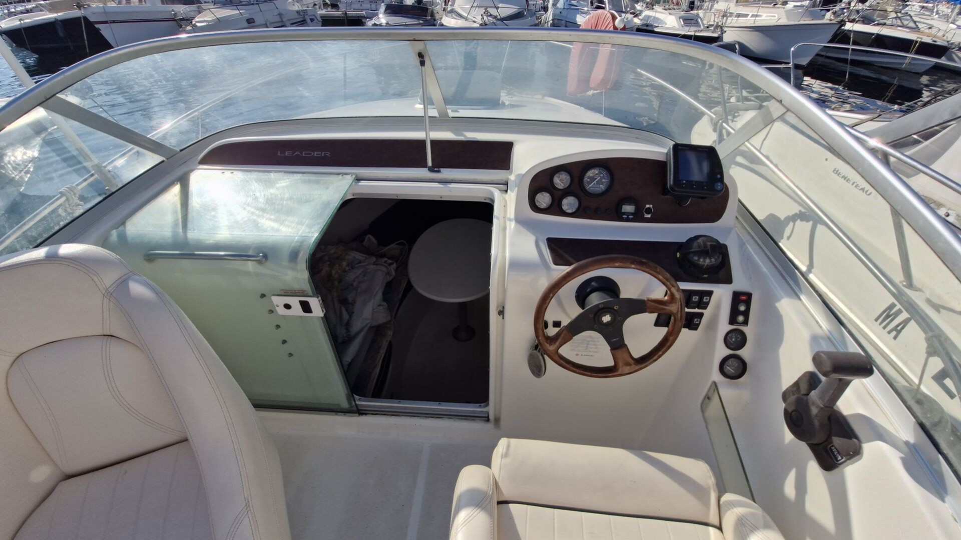 JEANNEAU - LEADER 705 à vendre