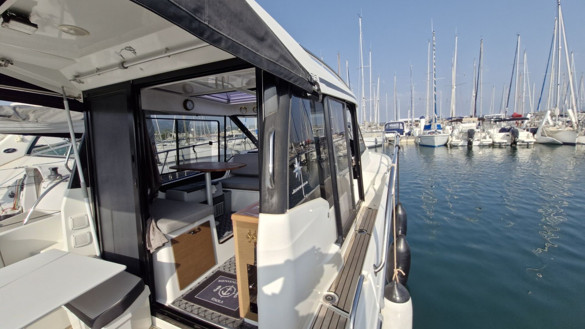 JEANNEAU - MERRY FISHER 895 à vendre