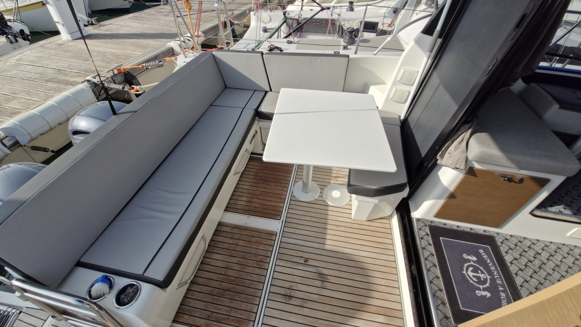 JEANNEAU - MERRY FISHER 895 à vendre