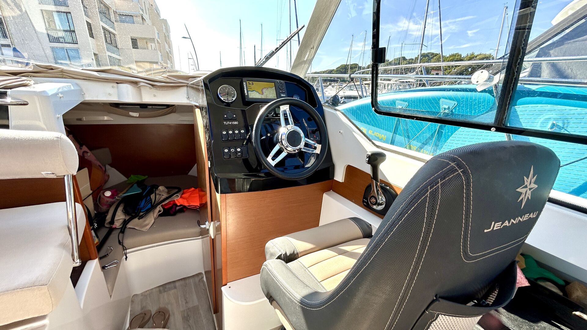 JEANNEAU - MERRY FISHER 795 à vendre