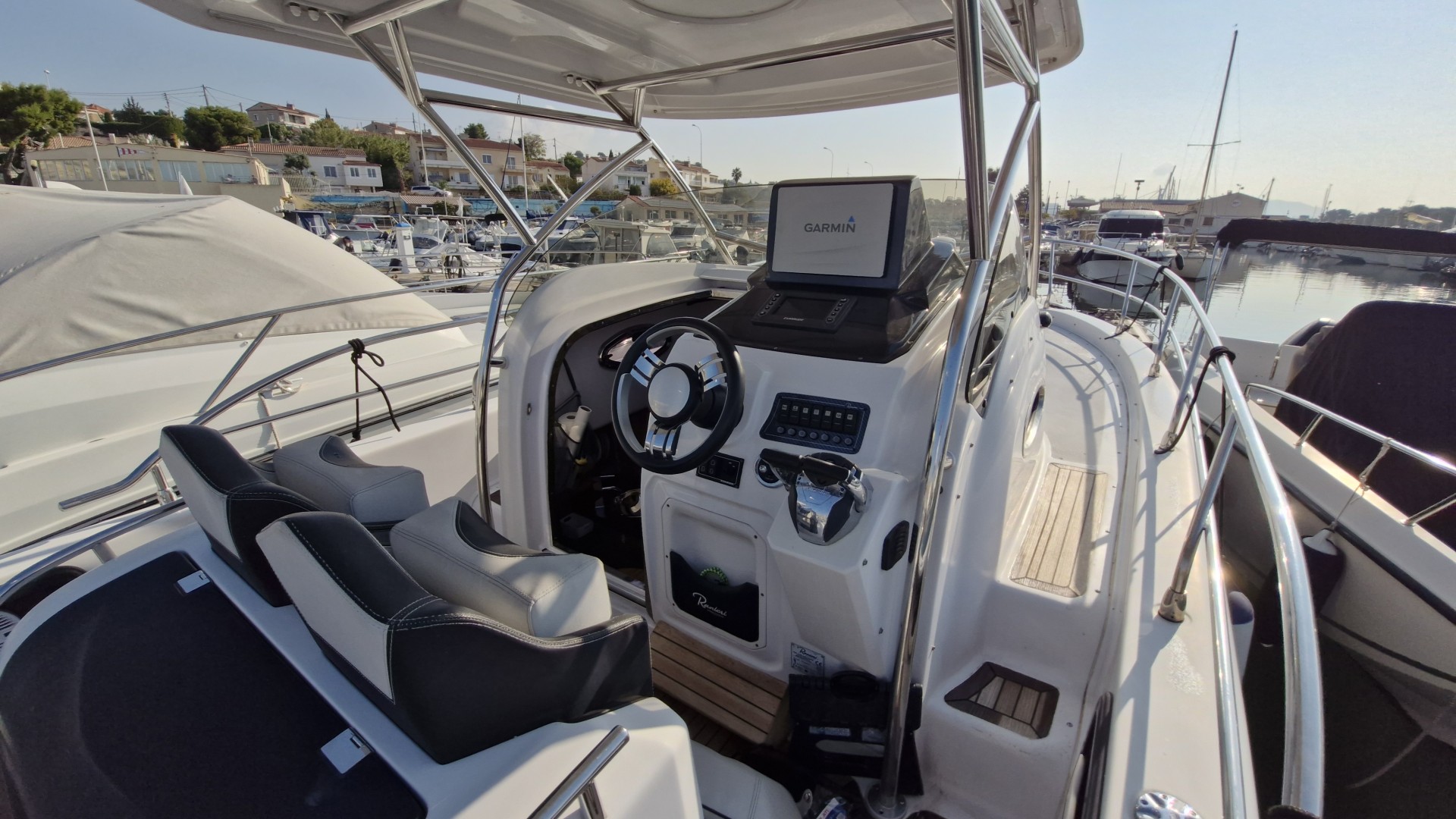 RANIERI - SHADOW 30 T-TOP à vendre