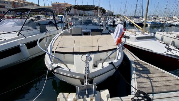 BENETEAU - FLYER 7.7 SUNDECK à vendre